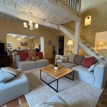 Elegant 18th-century Bastide In Provence With Panoramic Views And Private Pool ファームステイ