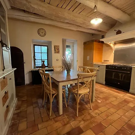 ファームステイ Elegant 18th-century Bastide In Provence With Panoramic Views And Private Pool