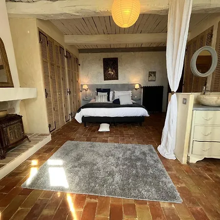Elegant 18th-century Bastide In Provence With Panoramic Views And Private Pool ファームステイ
